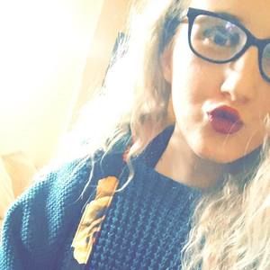 Meet your Posher, Michaela